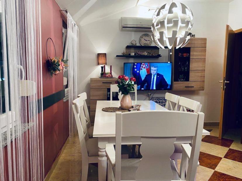 Apartman Silvija Crikvenica Exterior foto